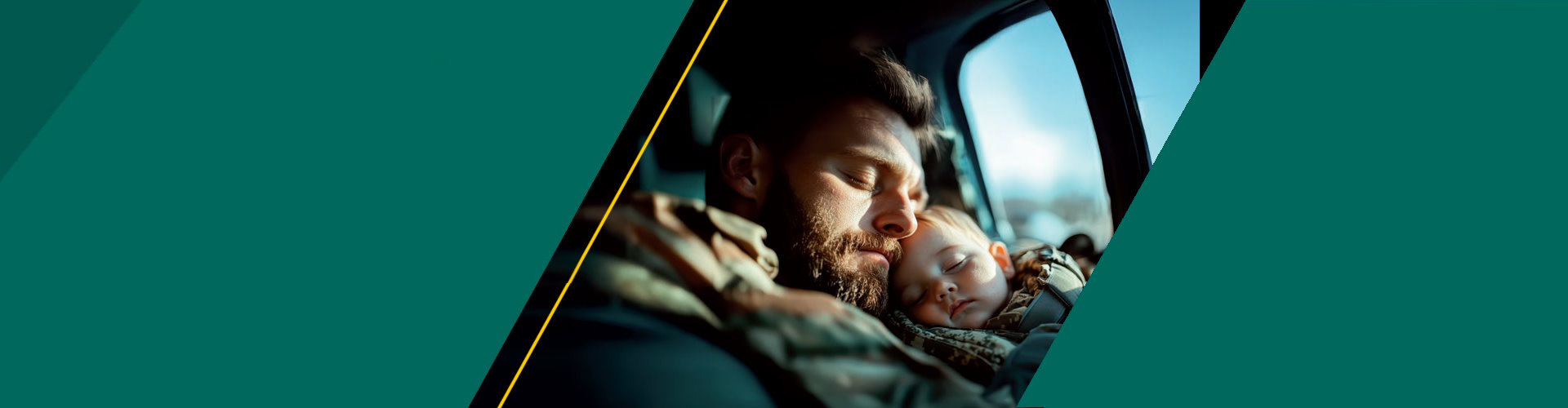 Siempre Cerca Kontua Hombre durmiendo con bebe en brazos dentro del coche