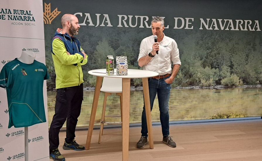 Pruden Indurain cerrando la presentacion del dia de la bicicleta
